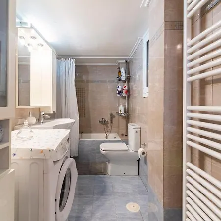 Walk Apartment *