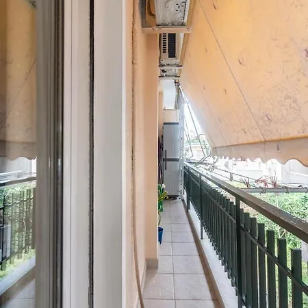 Walk Apartment *