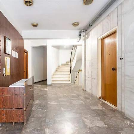 Apartment Walk *